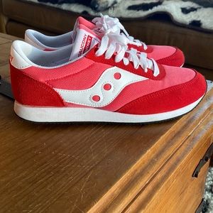 Women’s Saucony Originals Hornet size 8